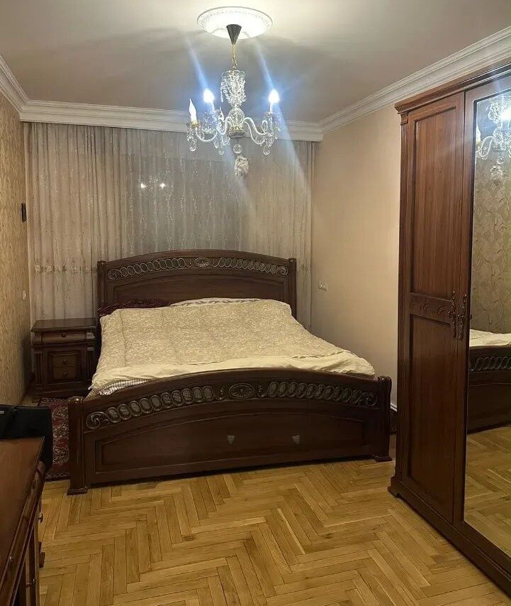 3-room apartment, Halabyan St, 7