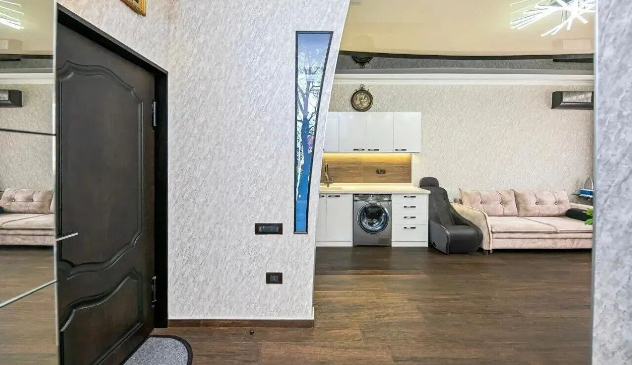 2-комн. квартира, ул. Кирка Керкоряна, 9