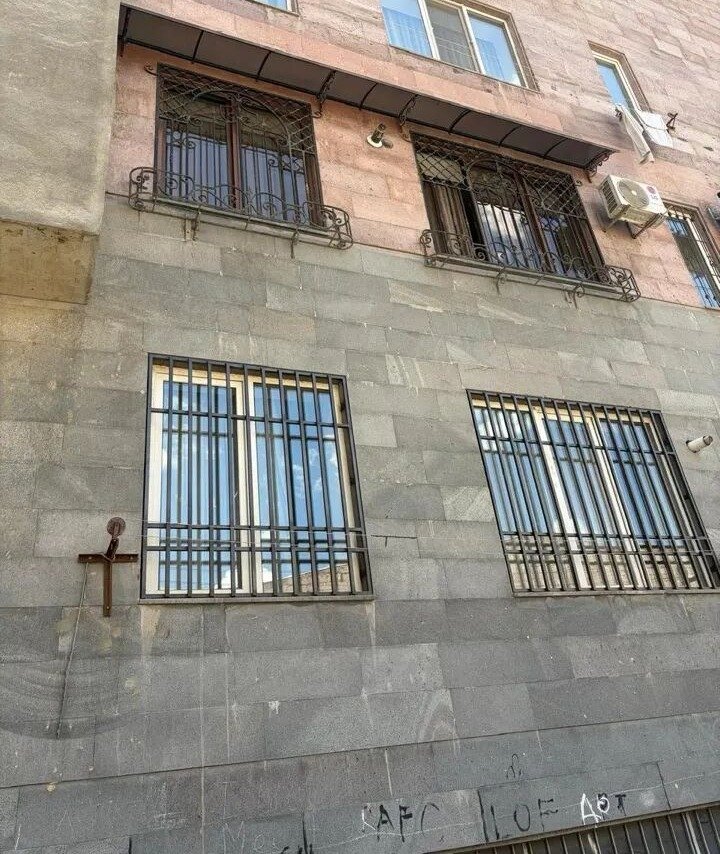 2-room apartment, Kyrk Kyrkoryan St, 16