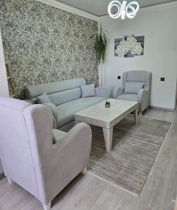 3-комн. квартира, ул. Шинарарнери, 10