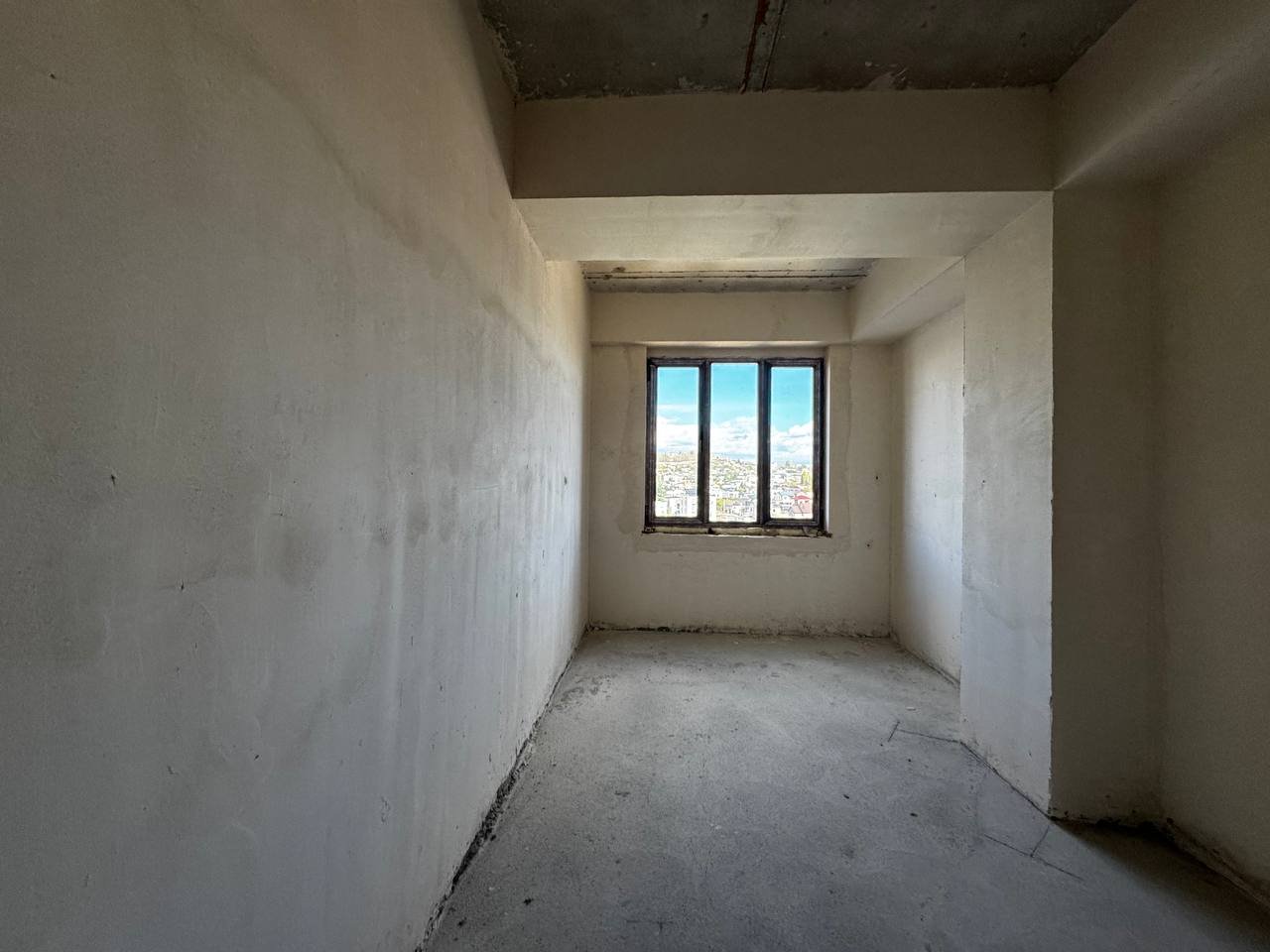 3-комн. квартира, 17-я улица квартала Паруйра Севака, 7