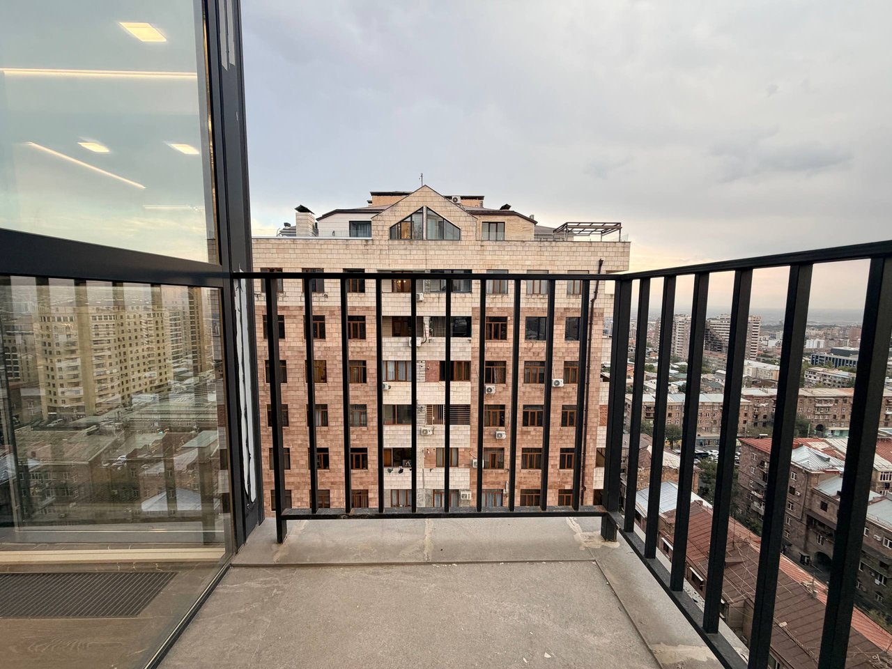 2-room apartment, Komitasi Ave, 25
