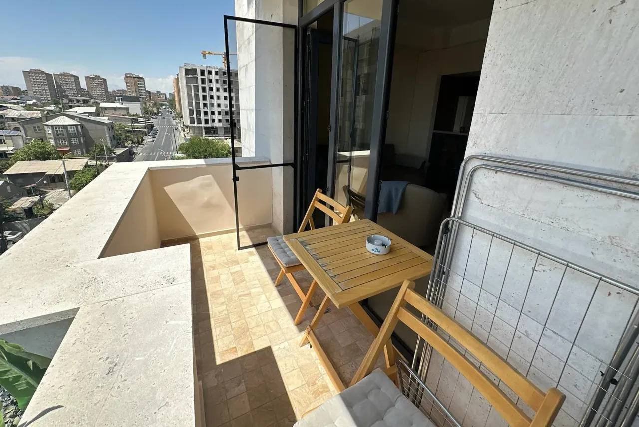 3-room apartment, Slavik Chiloyan St, 2