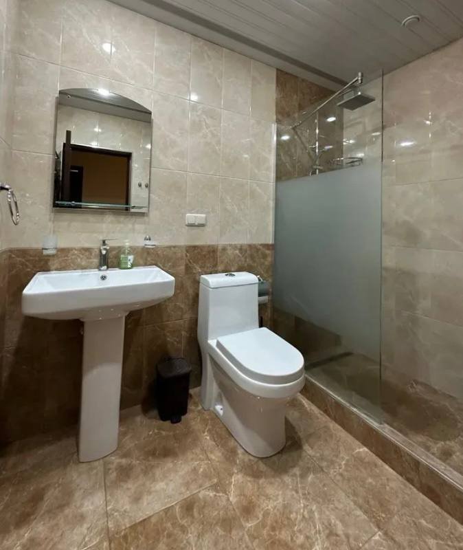 3-room apartment, Slavik Chiloyan St, 3