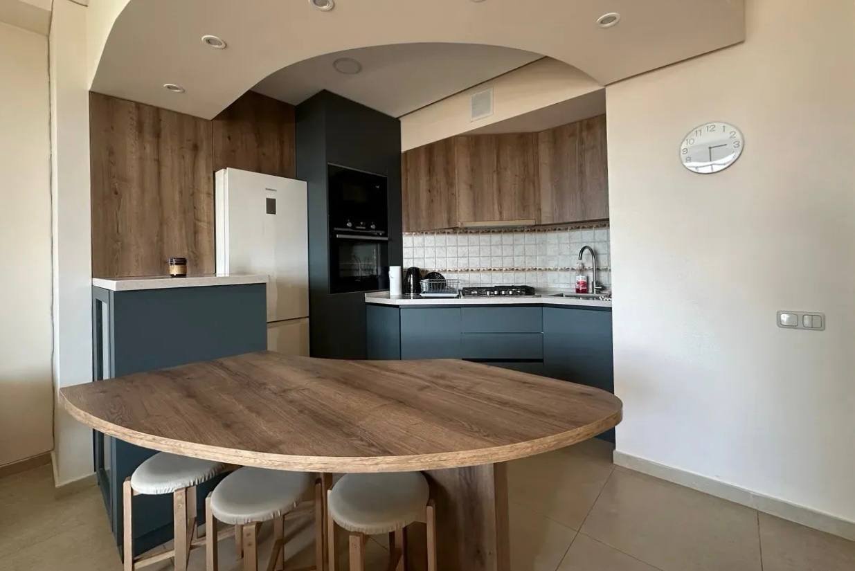 3-room apartment, Slavik Chiloyan St, 10