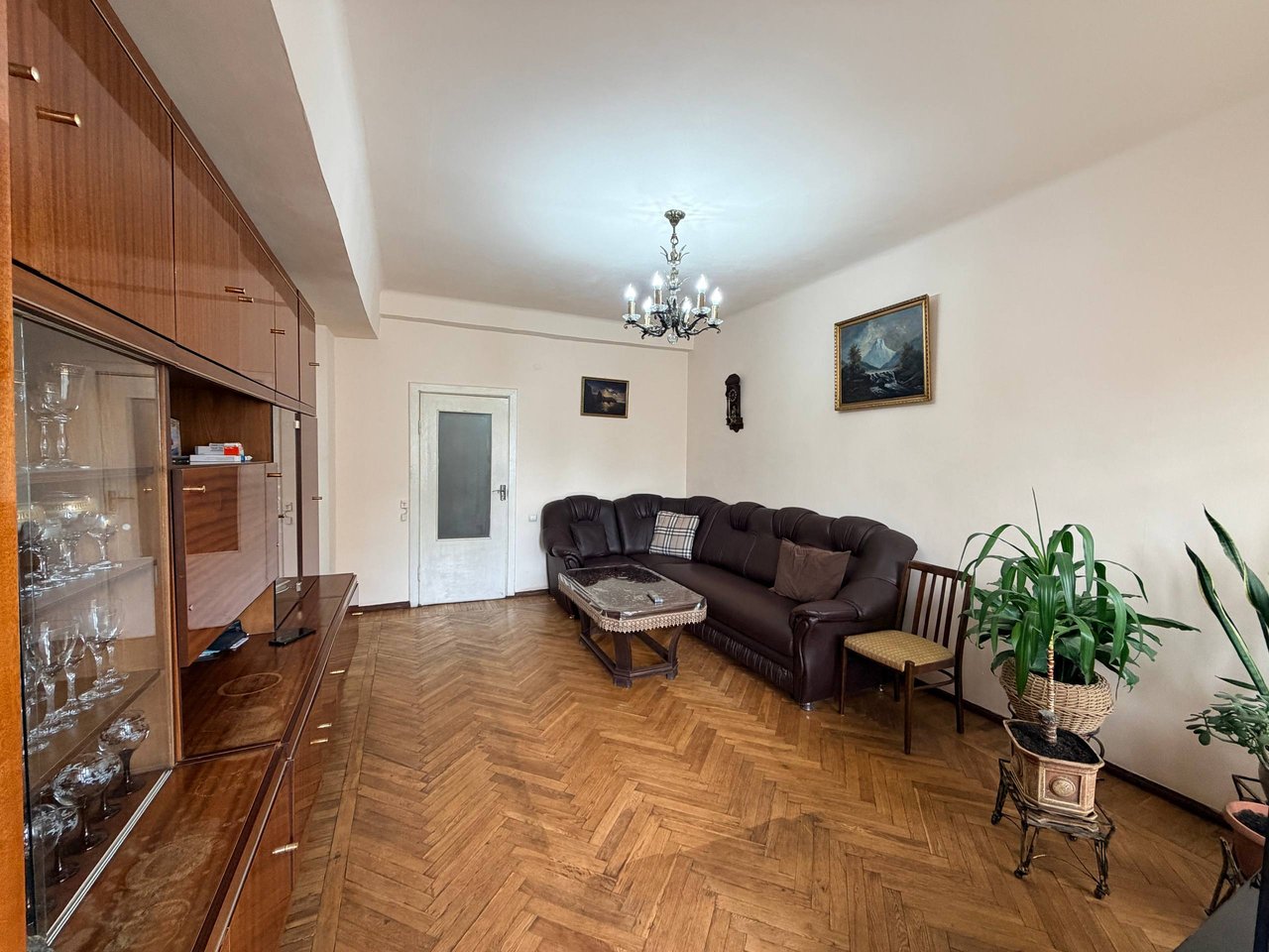 3-комн. квартира, ул. Сундукяна, 8