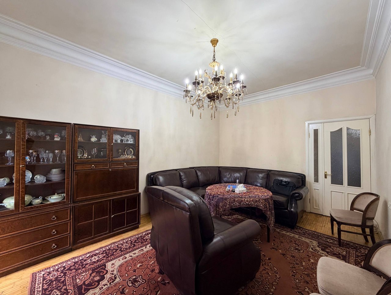 3 սենյականոց բնակարան, Մարշալ Բաղրամյան պող., 13