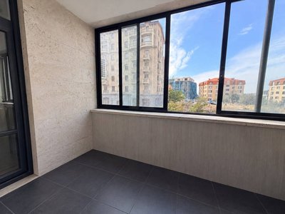 3 սենյականոց բնակարան, Վահագն Դավթյանի փ.