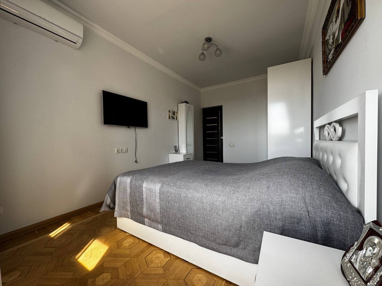 3-комн. квартира, ул. Братьев Орбели, 8