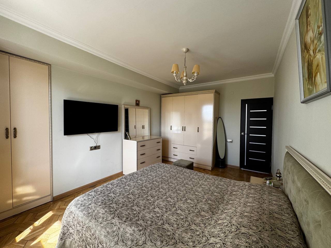 3-комн. квартира, ул. Братьев Орбели, 14