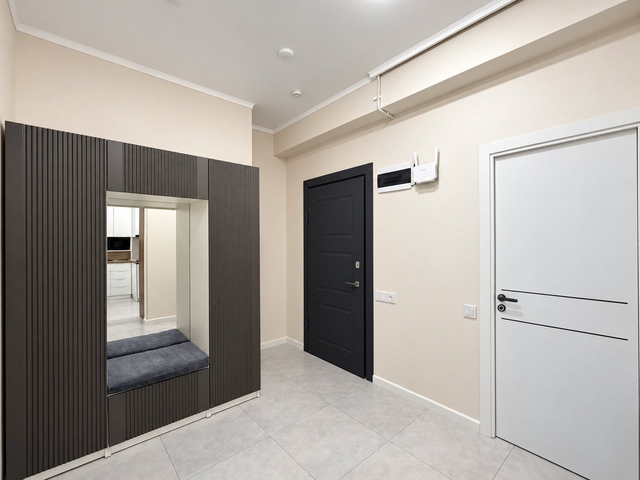 2-room apartment, Adontsi St, 8