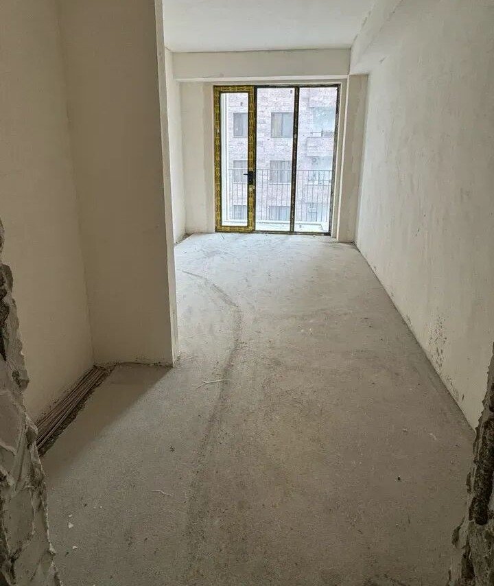 3-room apartment, Adontsi St, 10