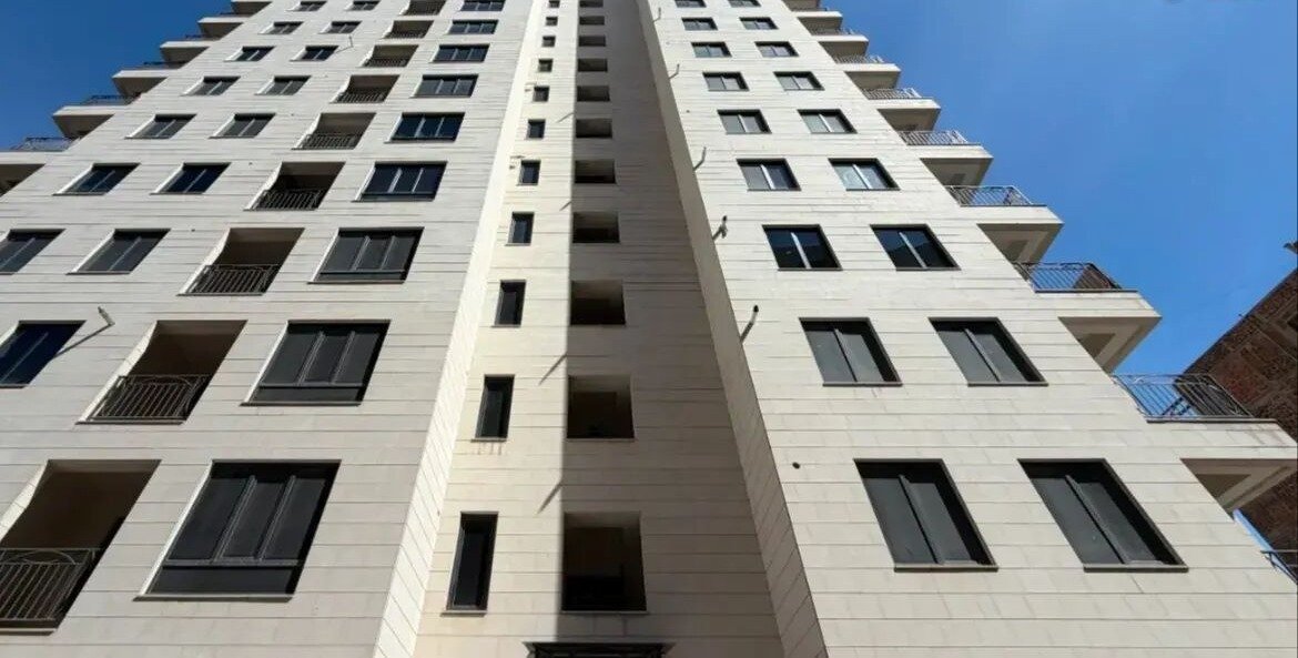 3-комн. квартира, ул. Грибоедова, 4