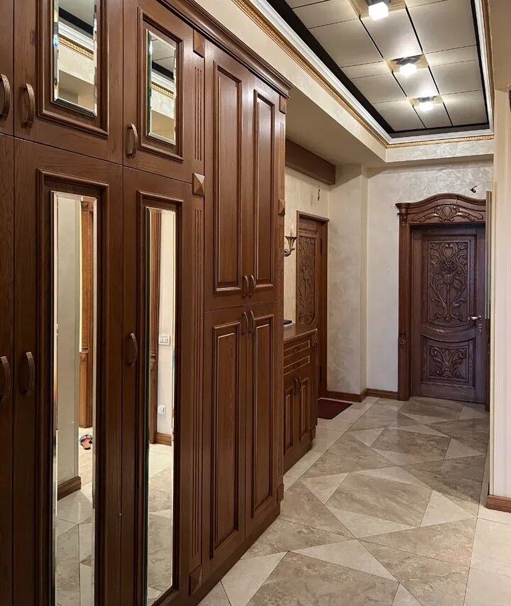4-комн. квартира, ул. Керу, 3