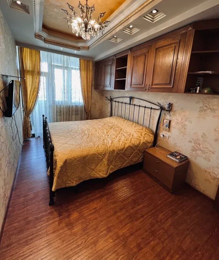 4-комн. квартира, ул. Керу, 12