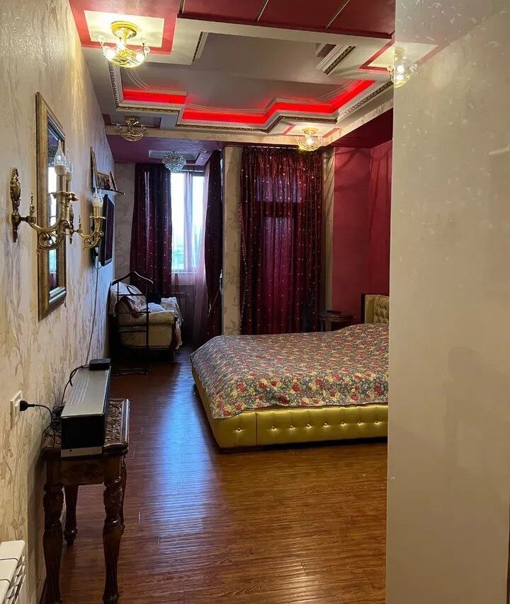 4-комн. квартира, ул. Керу, 14