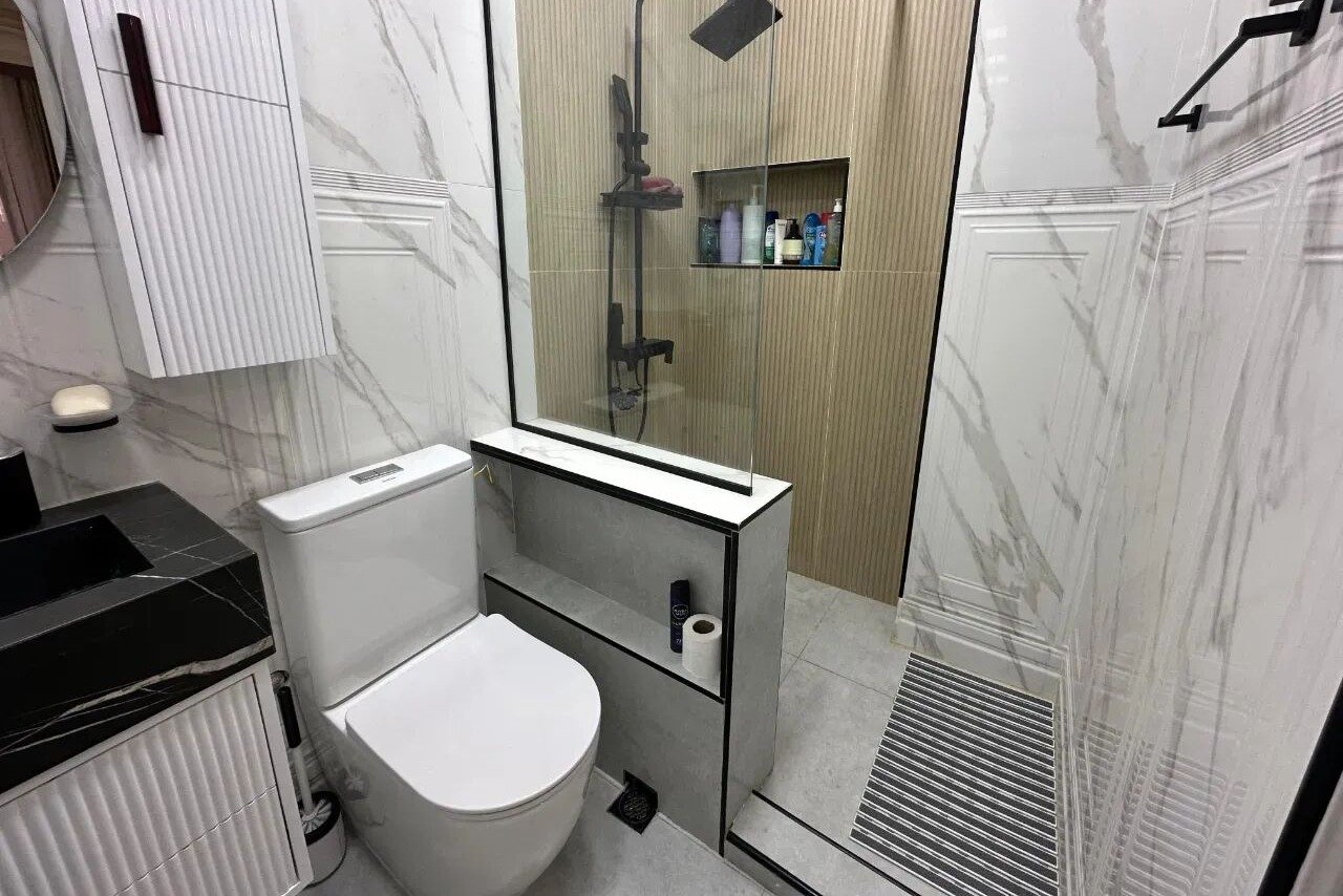 4-room apartment, Adontsi St, 19