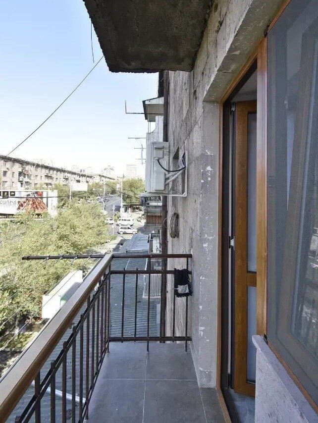 2 սենյականոց բնակարան, Կոմիտասի պող., 14