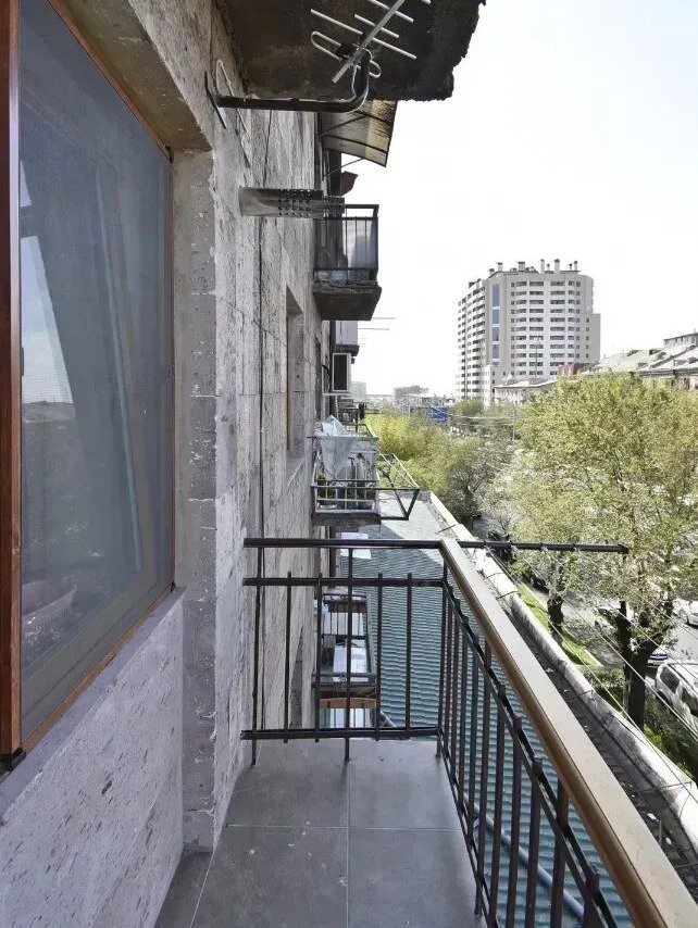 2 սենյականոց բնակարան, Կոմիտասի պող., 15