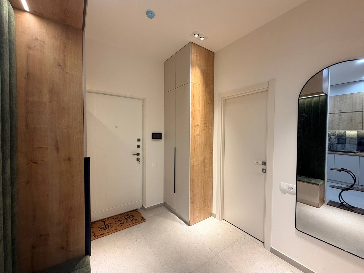 2-room apartment, Vratsakan St, 10