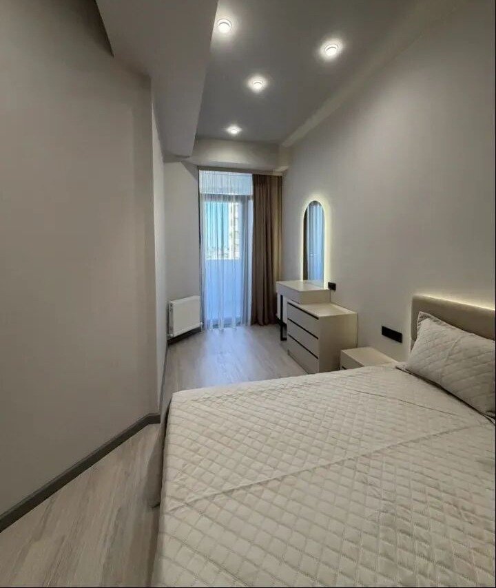 2-room apartment, Komitasi Ave, 3