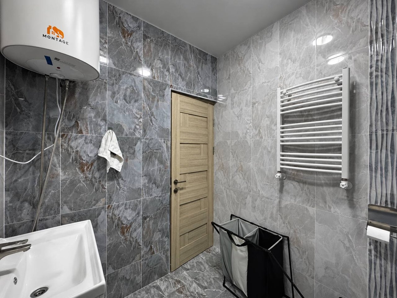 4-room apartment, Ghapantsyan St, 15