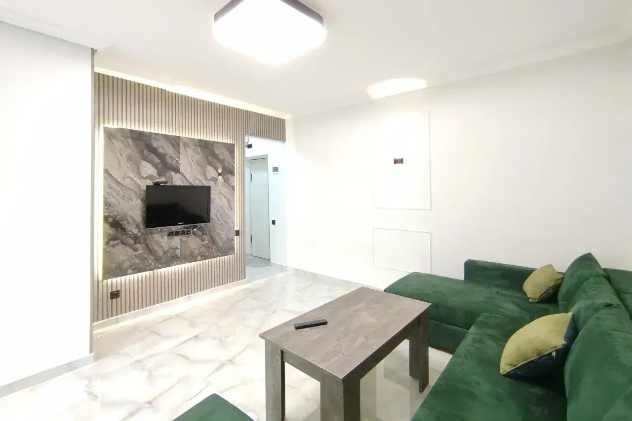 2-room apartment, Griboyedovi St, 1