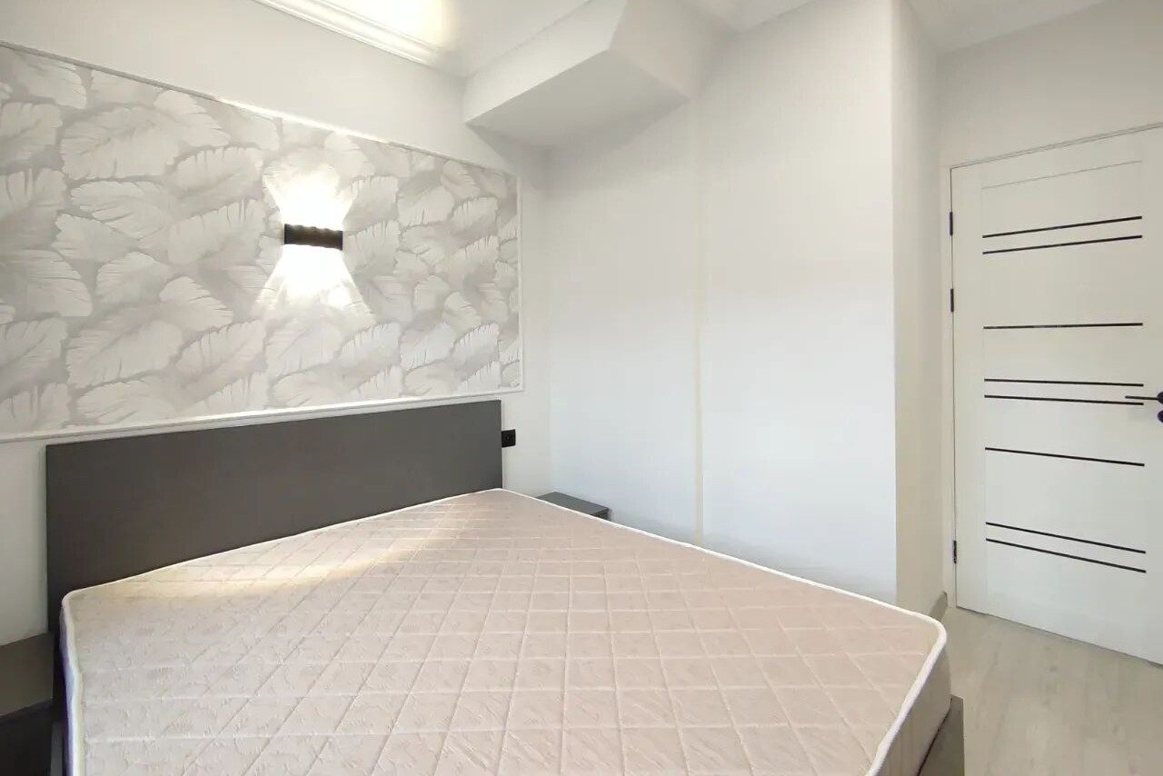 2-room apartment, Griboyedovi St, 11