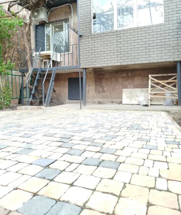 2-комн. квартира, ул. Грибоедова, 21