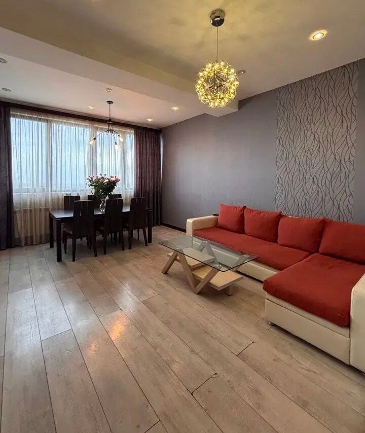 3-room apartment, Keru St, 1