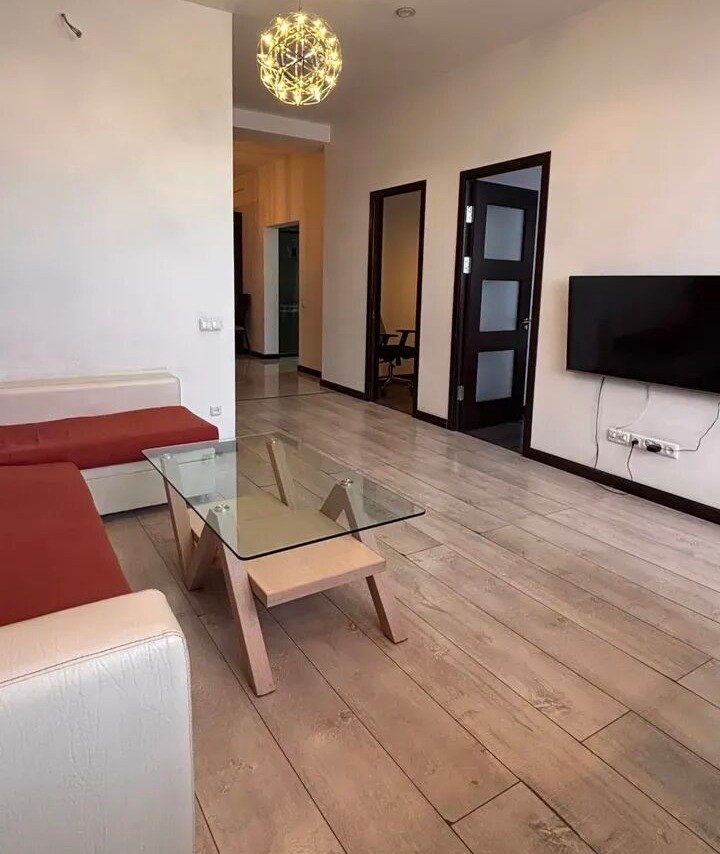 3-комн. квартира, ул. Керу, 3