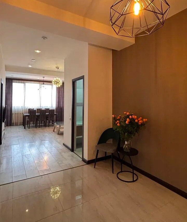 3-room apartment, Keru St, 8