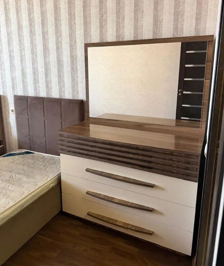 3-room apartment, улица Наири Зарьяна, 13