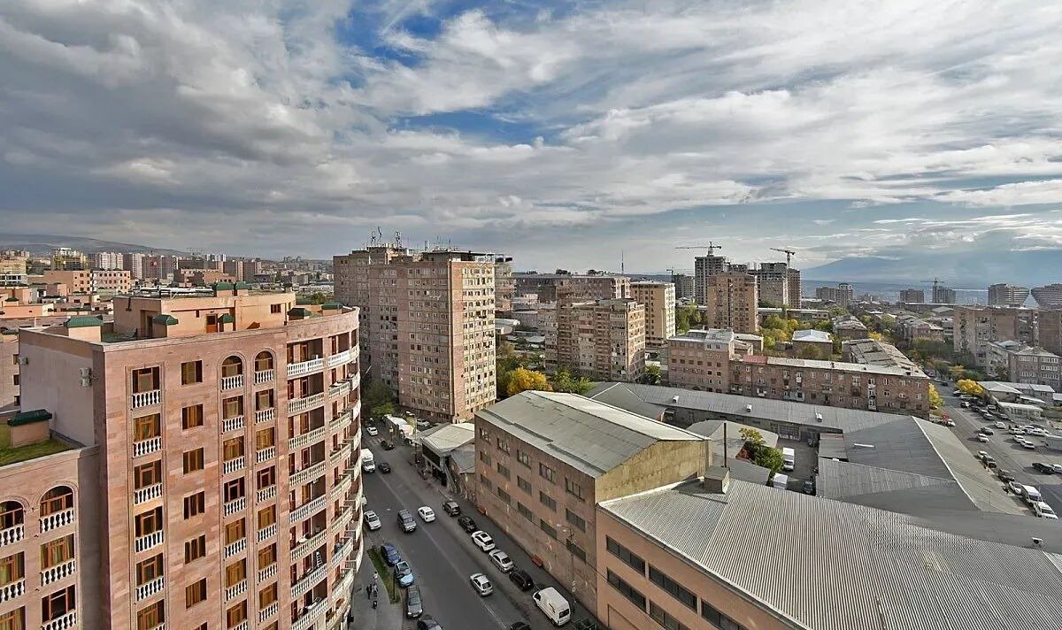 3 սենյականոց բնակարան, Ադոնցի փ., 12