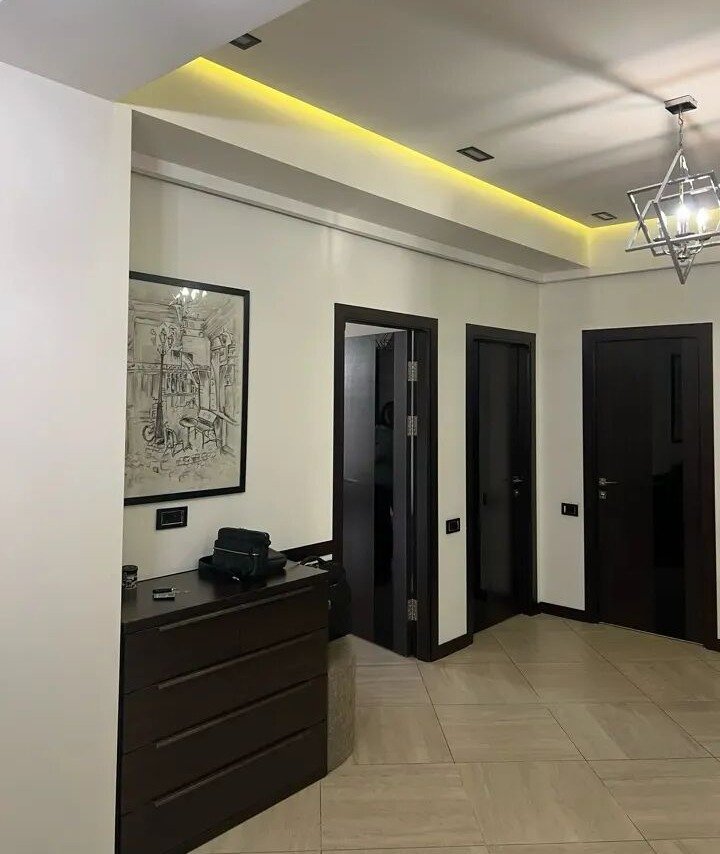 4-room apartment, Aleksey Hekimyan St, 7