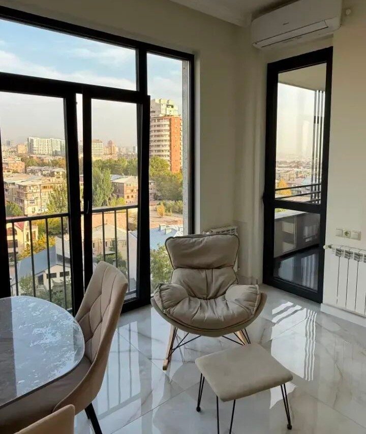 3-комн. квартира, ул. Малхасянца, 5