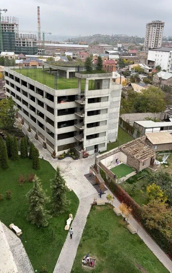 3-комн. квартира, ул. Малхасянца, 19