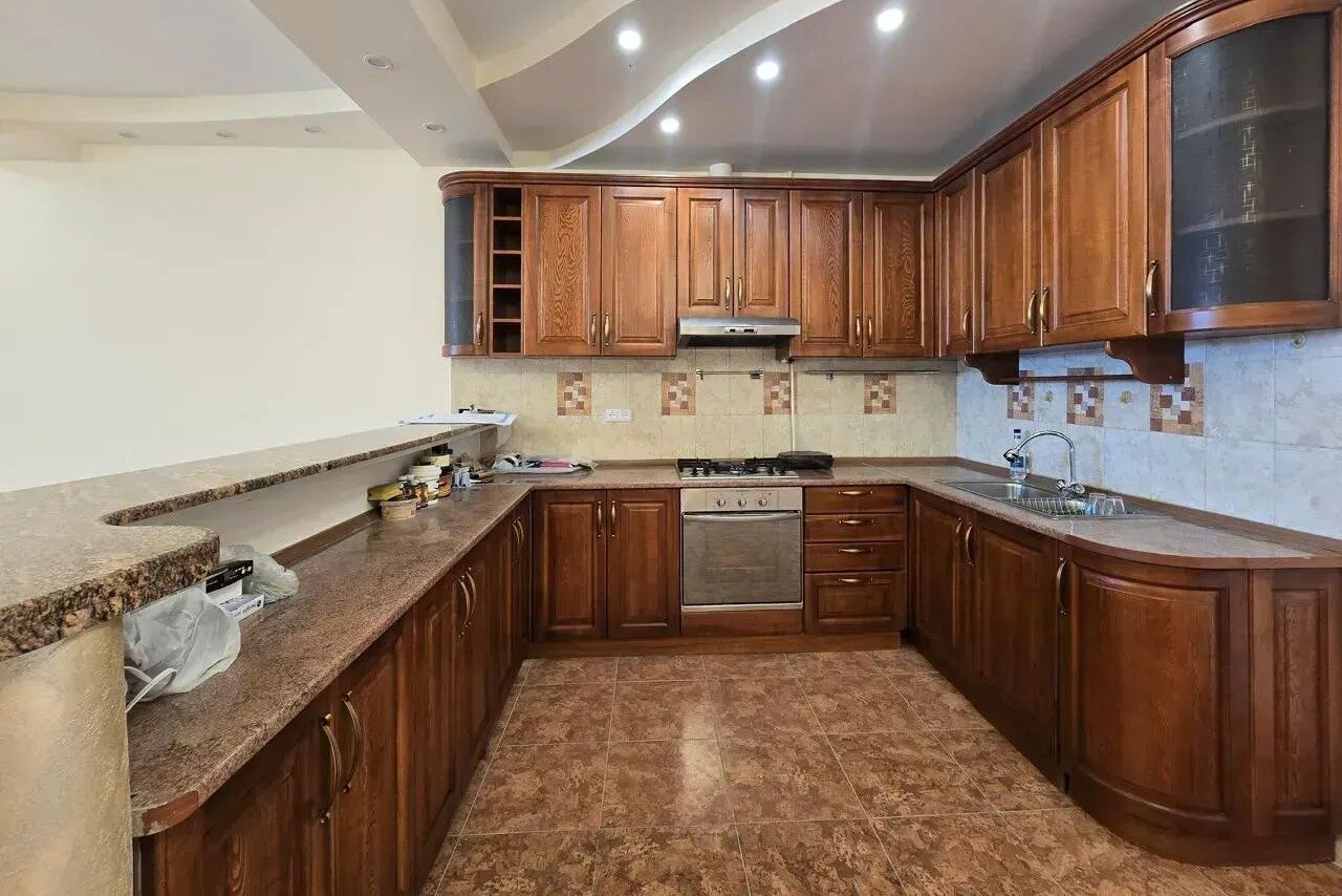 3 սենյականոց բնակարան, Կոմիտասի պող., 3