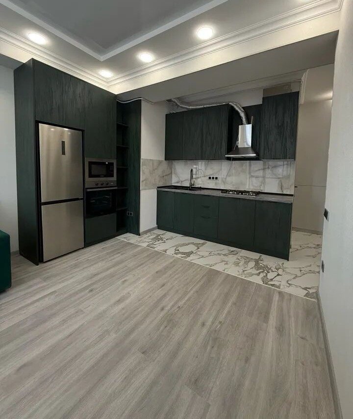 2-комн. квартира, ул. Паруйр Севак тагамаси 17-рд, 4