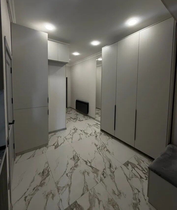 2-комн. квартира, ул. Паруйр Севак тагамаси 17-рд, 6