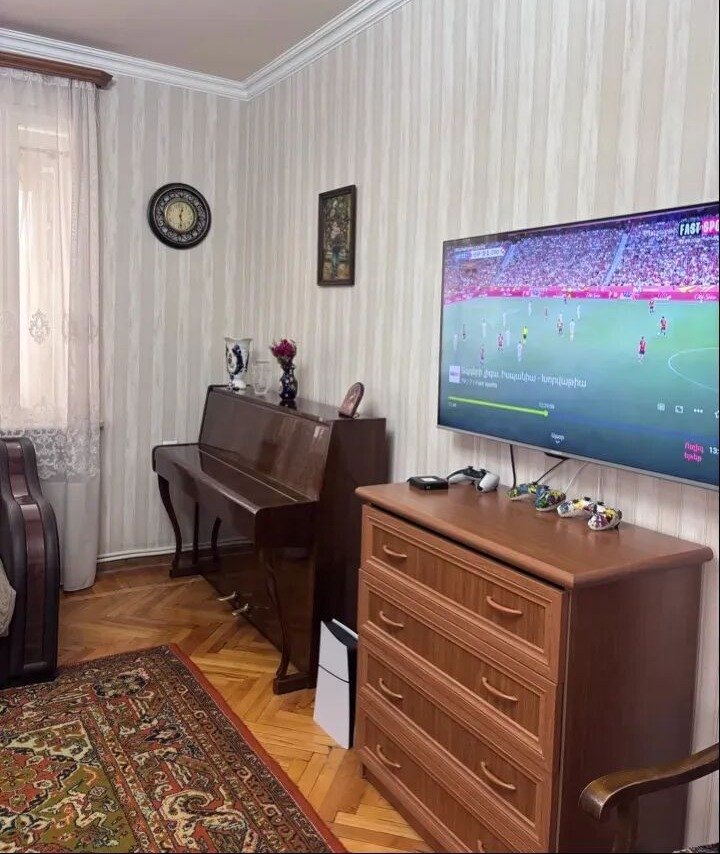 3 սենյականոց բնակարան, Նարեկացու թաղամաս, 10