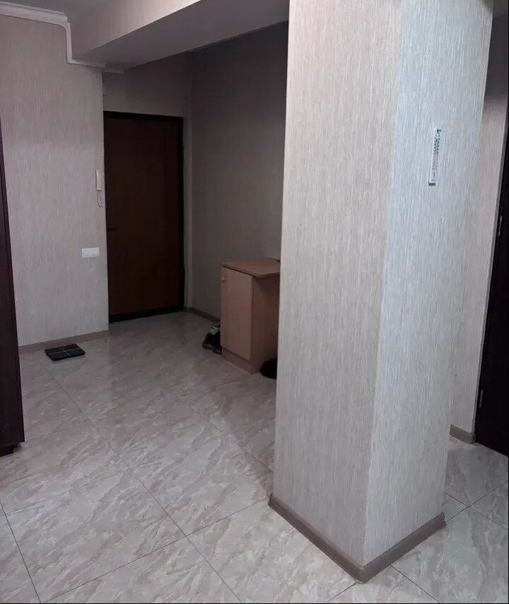 3 սենյականոց բնակարան, Նարեկացու թաղամաս, 21