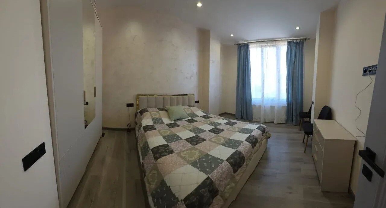 3-комн. квартира, ул. Паруйра Севака, 1