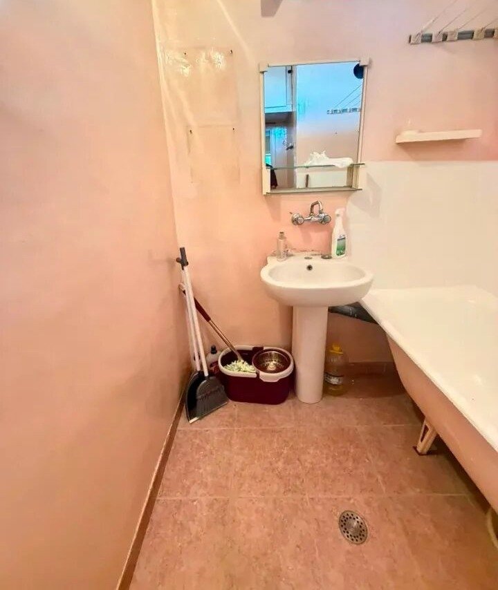 3-комн. квартира, ул. Аванесова, 3-й переулок, 19