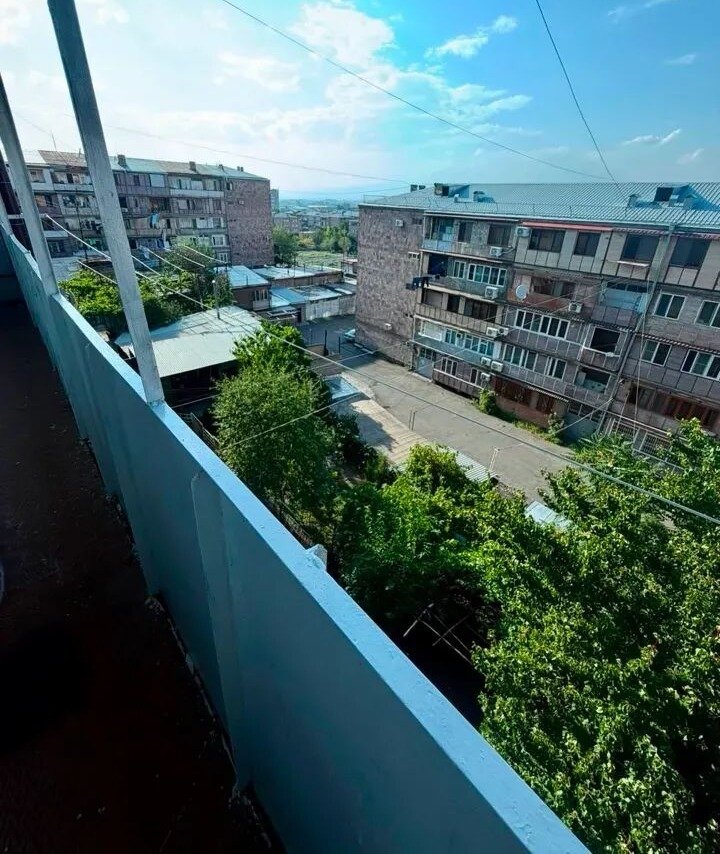 3-комн. квартира, ул. Аванесова, 3-й переулок, 22