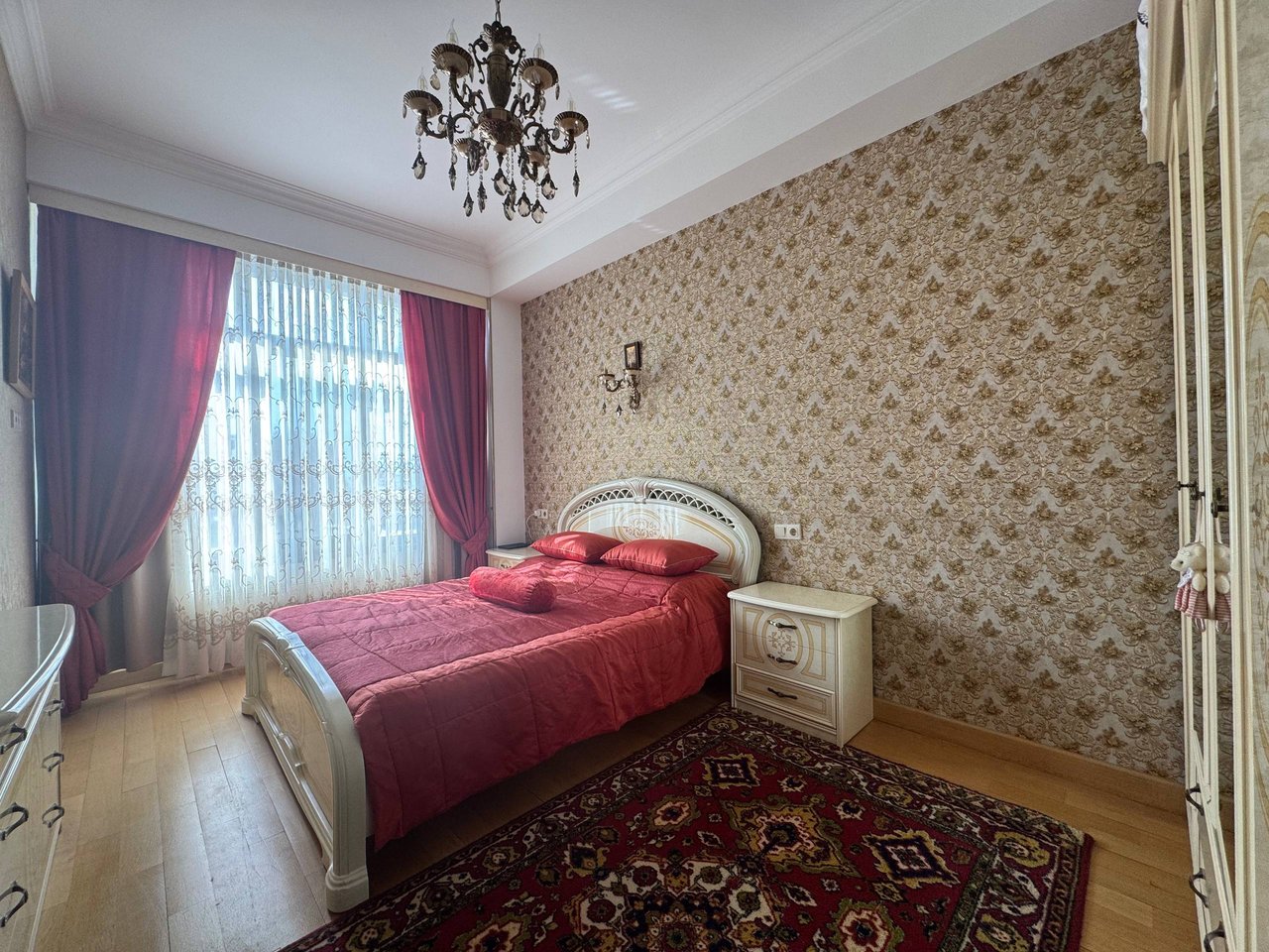 3-комн. квартира, ул. Налбандяна, 5