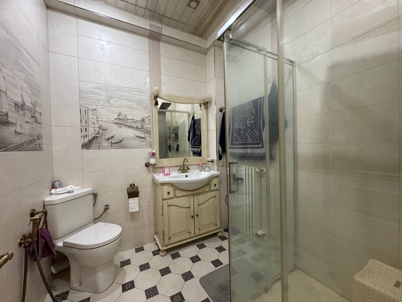 3-комн. квартира, ул. Налбандяна, 8