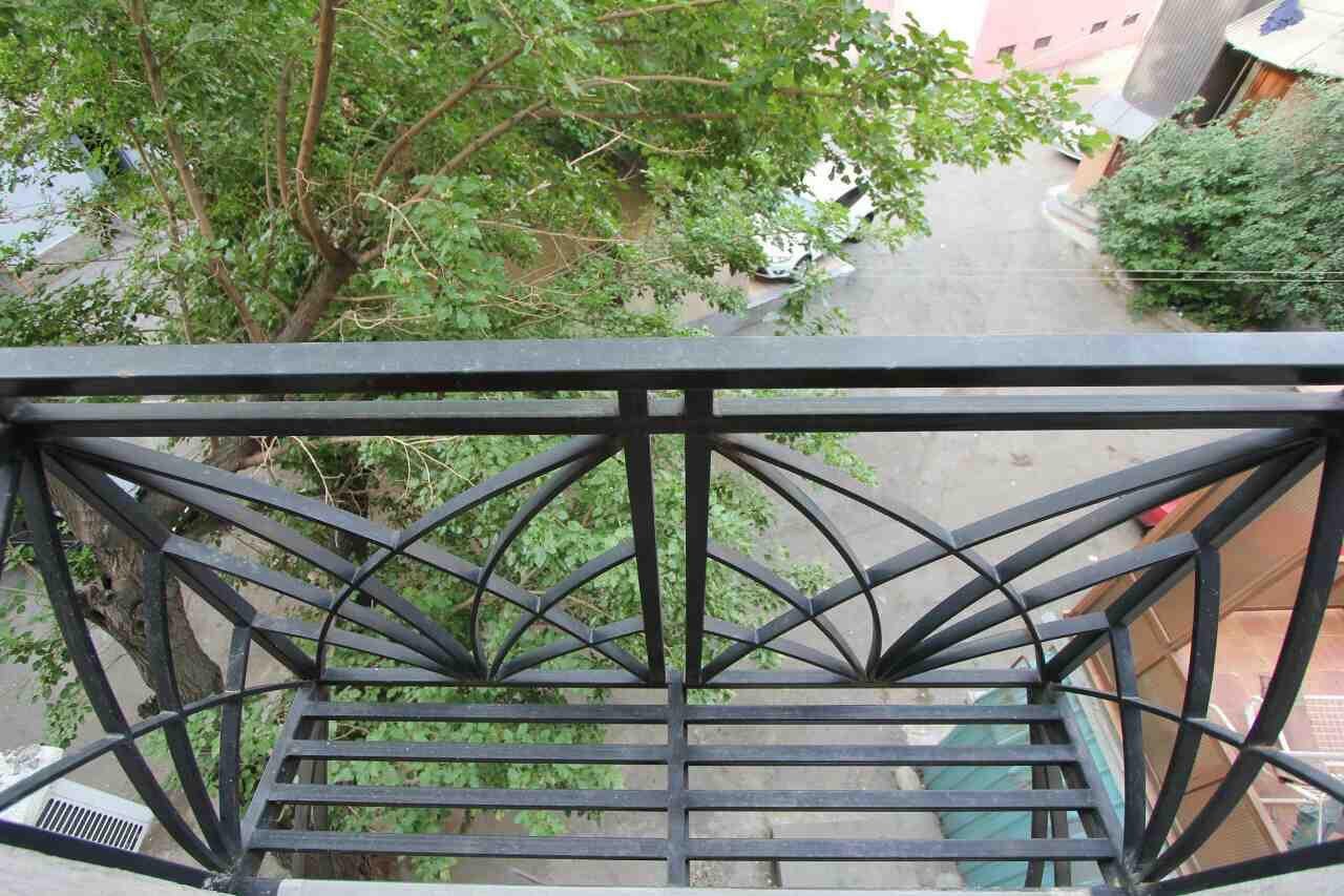 4 սենյականոց բնակարան, Թումանյան փ., 13