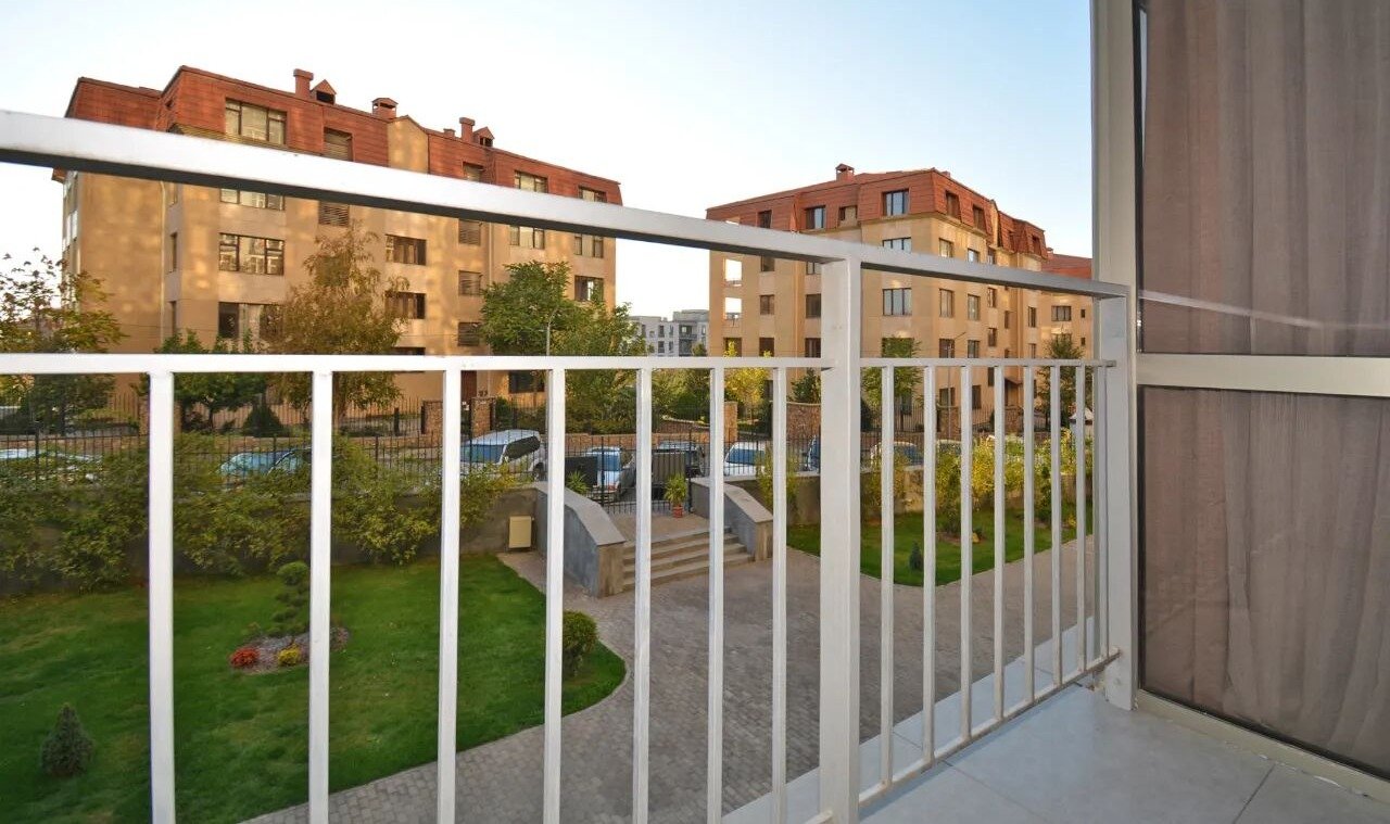 2-комн. квартира, ул. Верин Антараин, 10