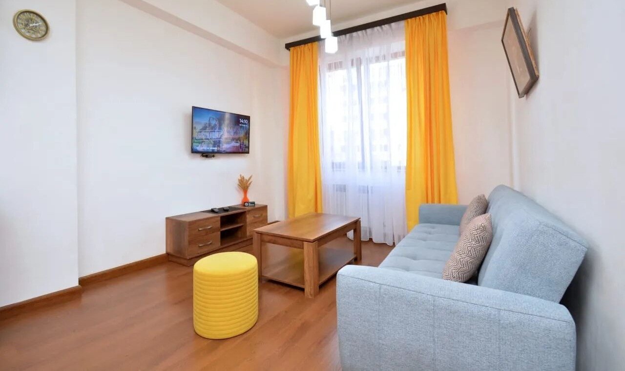 2-room apartment, Buzand St, 2